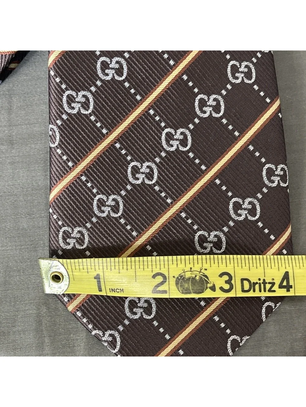 Vintage Silk Handmade Gucci Mens Neck Tie Saddle Brown Gold With Logo